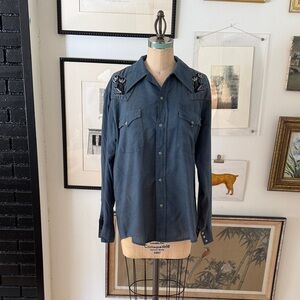 Vintage embroidered snap button Western Shirt